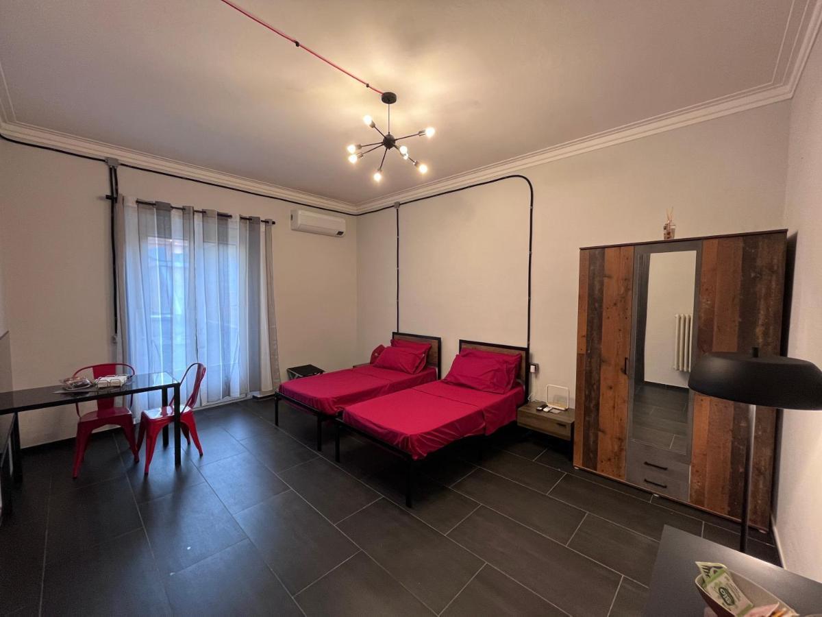 Minardi Apartments Верчелли Экстерьер фото