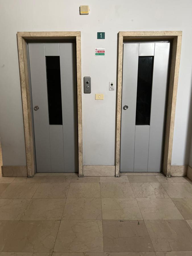 Minardi Apartments Верчелли Экстерьер фото