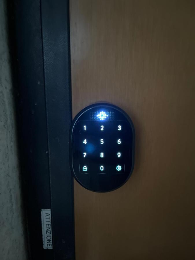 Minardi Apartments Верчелли Экстерьер фото