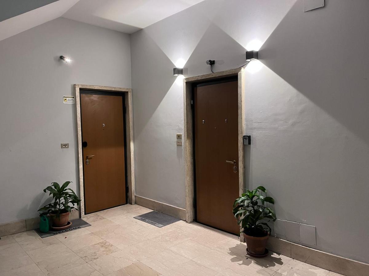 Minardi Apartments Верчелли Экстерьер фото